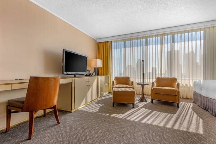 Room 30 of 75