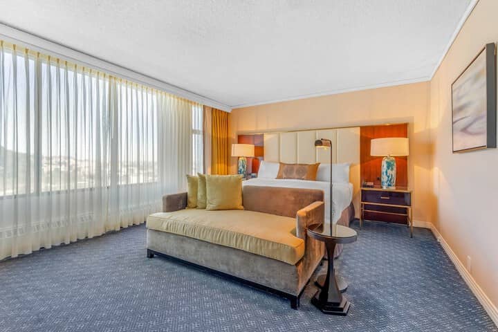 Room 22 of 75